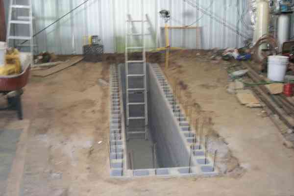 pit.jpg (600x400; 14 KBytes)